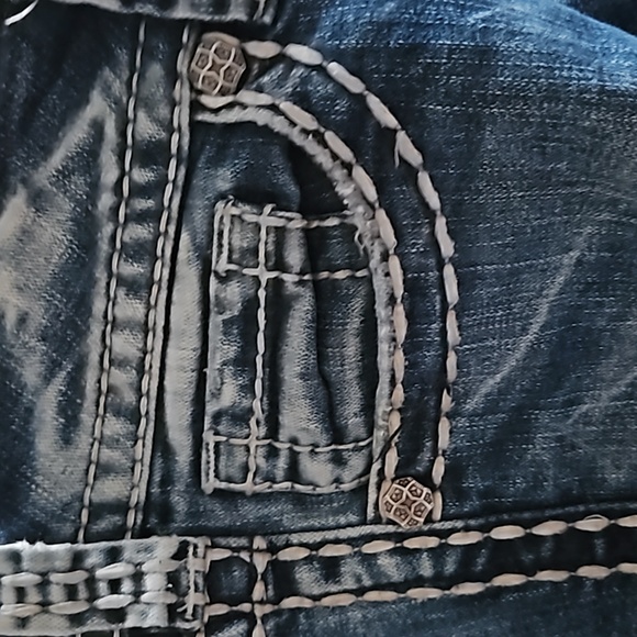 Silver Capri - Picture 4 of 5